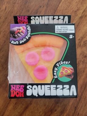 Squeezza Pizza Squishy Toy - Orange & Pink